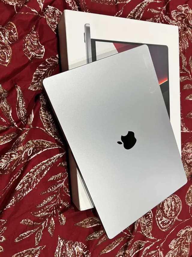 Apple MacBook Pro 16-inch M1 Pro 2021 | 16GB RAM | 512GB SSD