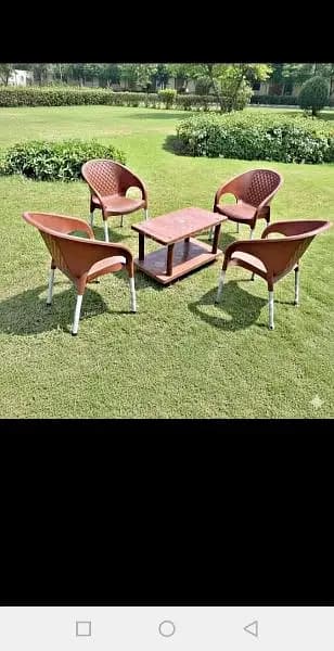 1 Table 4 Chairs Set for Sale