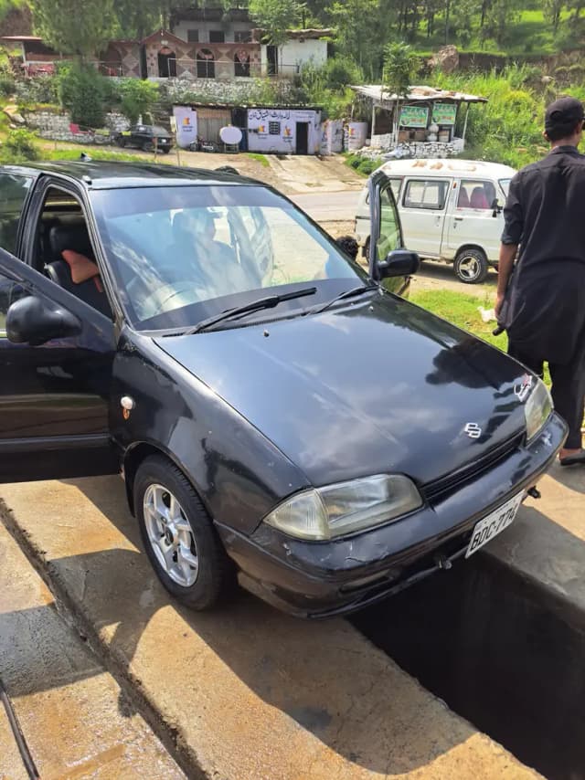 Suzuki Margalla 1998