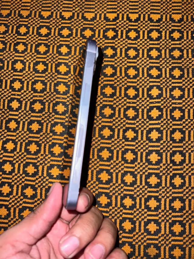Apple iPhone 14