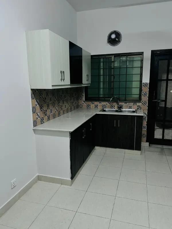 12 Marla Flat For Rent In Askari 12 Askari 12, Askari, Lahore, Punjab