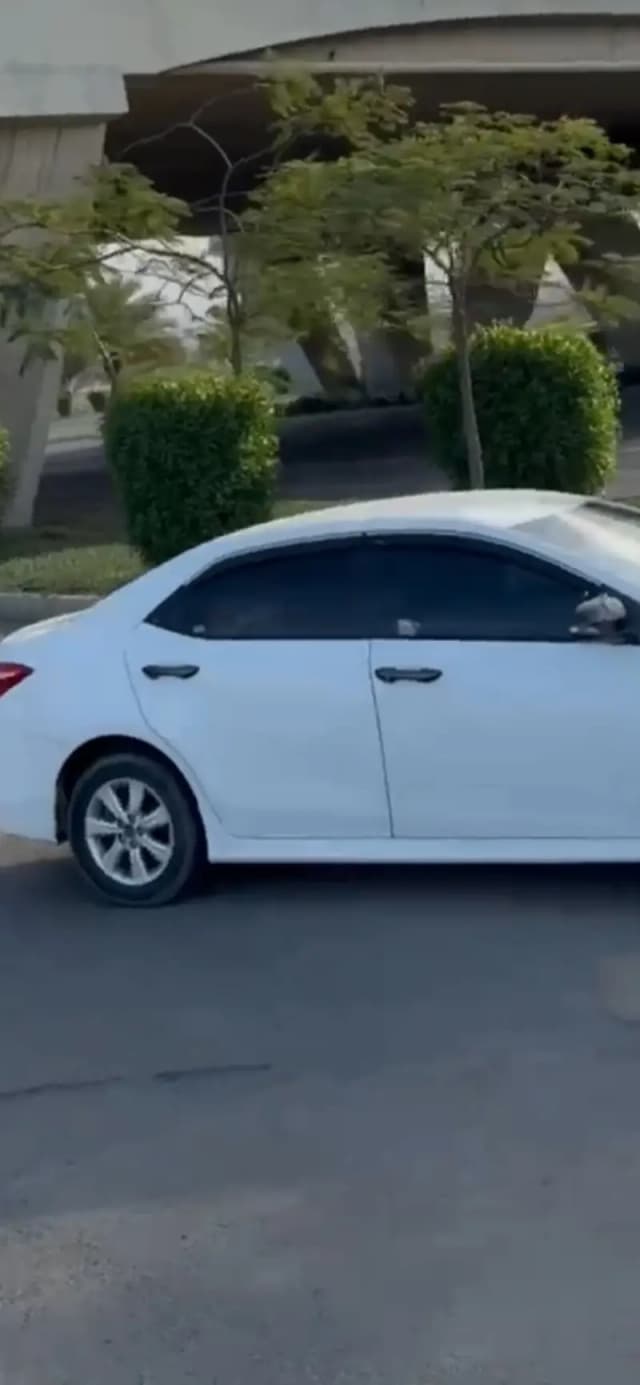 Toyota Corolla Altis 2015