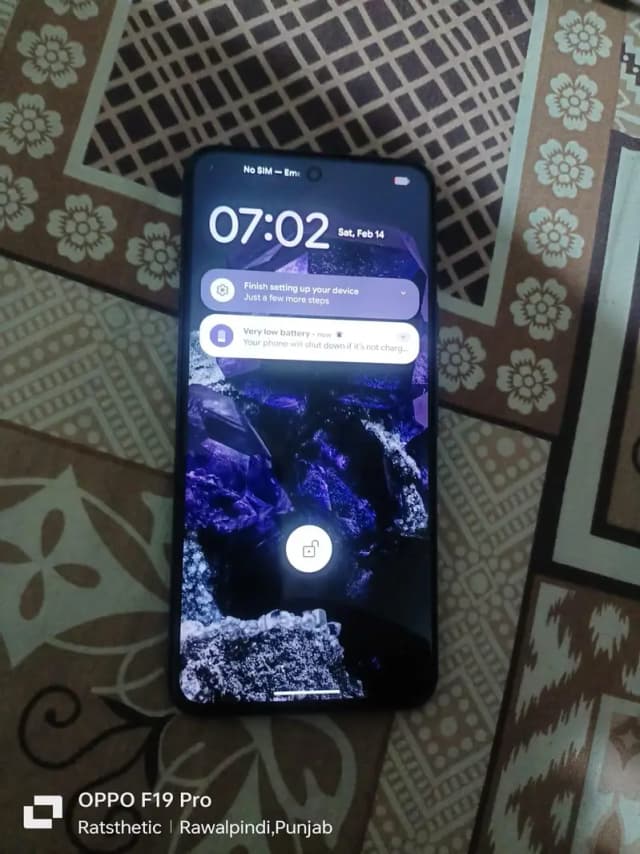 Google Pixel 8 (Official PTA Approved) - 10/10 Condition