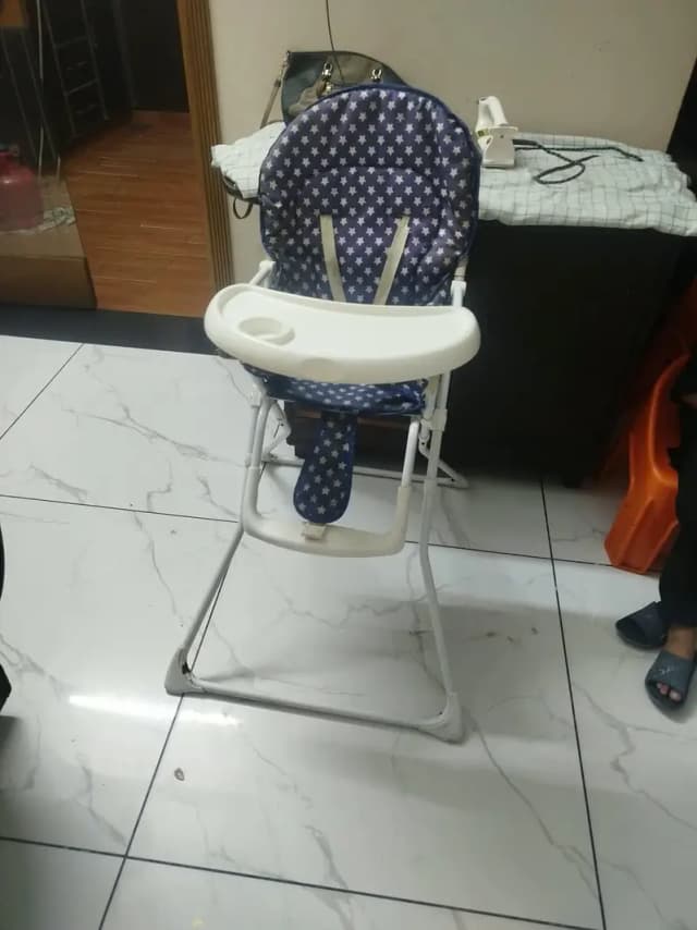 tinnies high chair