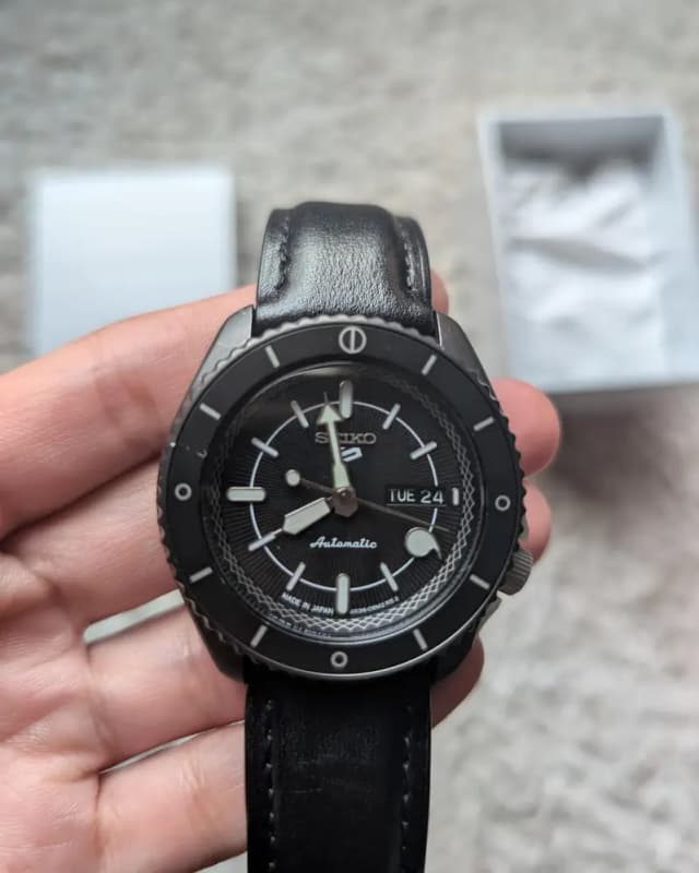 New Men Seiko Sports 5 Automatic Watch for sale