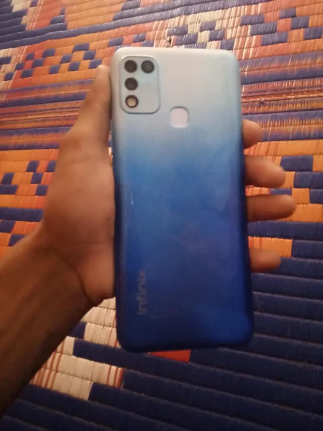 Infinix Hot 11 Play with box