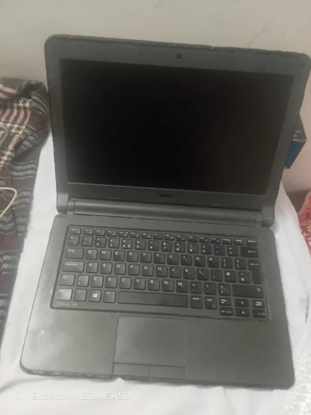Dell Laptop i5 5 th generation