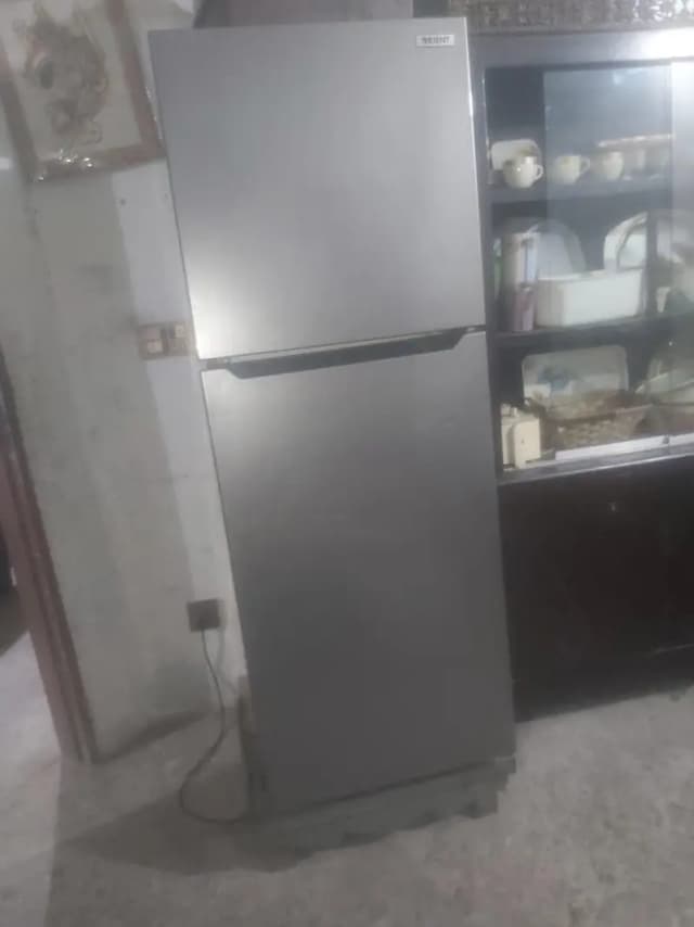 orient VCM 475 refrigerator in 4 year remain woranty