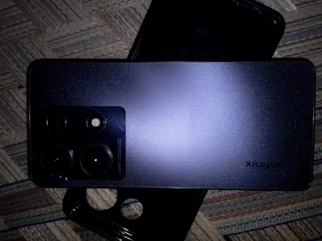 Infinix Note 30
