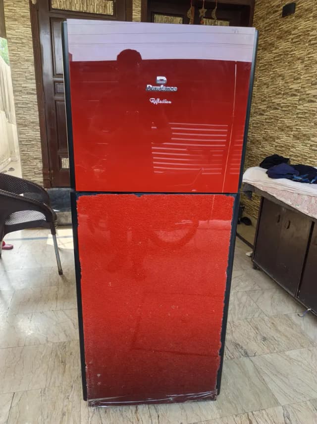Dawlance fridge midium size