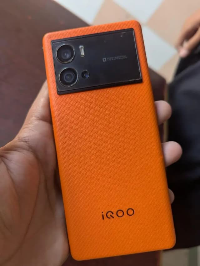 Vivo iQOO 9 Pro