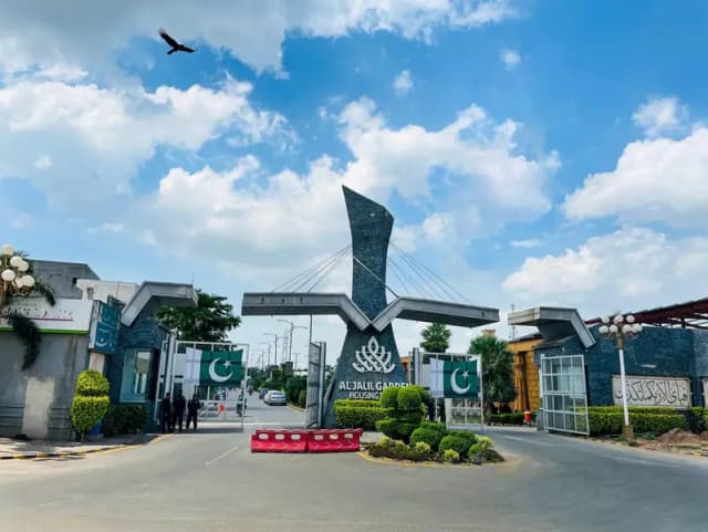 Direct Deals Marketing Offer Prime Location Plot Available For Sale Reasonable Price in G Block Al Jalil Garden