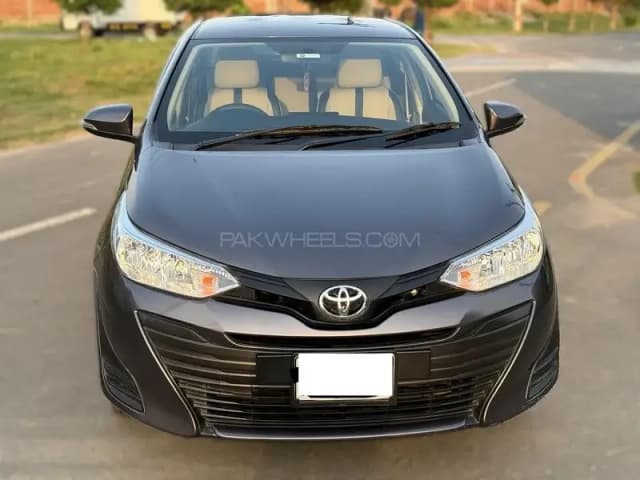Toyota Yaris Sedan GLI MT 1.3 2022 | Excellent Condition
