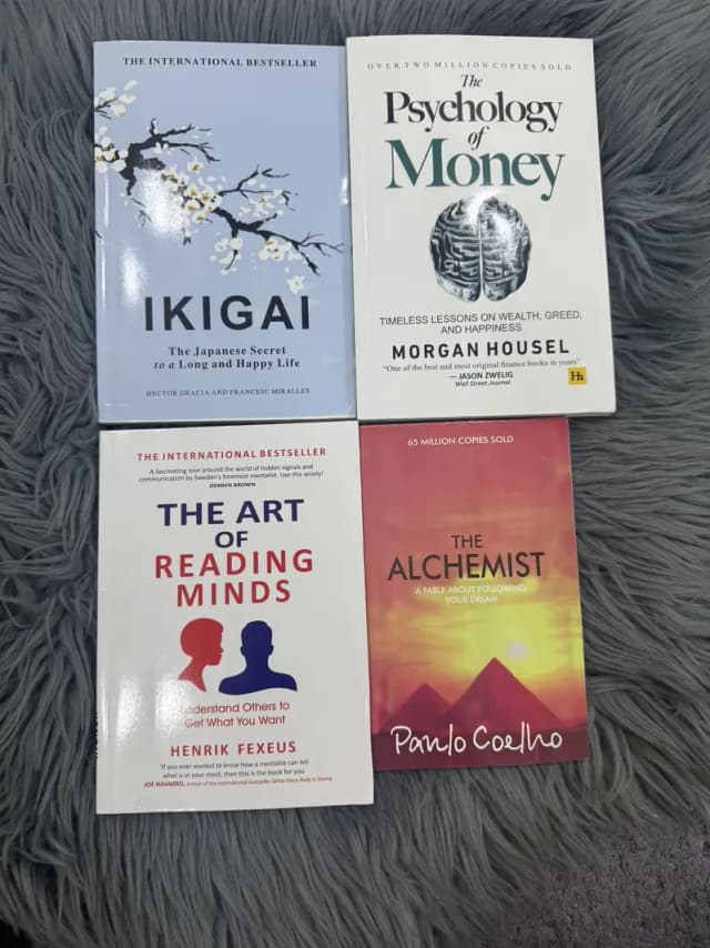4 Bestselling Books Bundle – Almost New