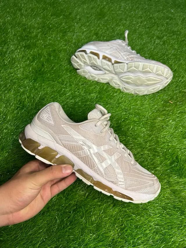 ASICS GEL QUANTUM 360