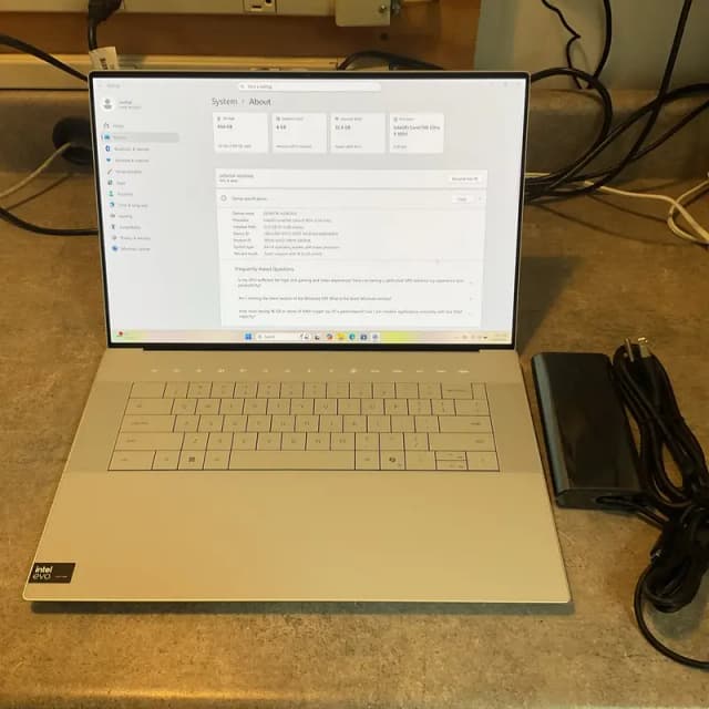 Dell Laptop Core i7