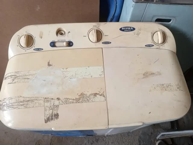 2 in 1 washing machine with dryer Good Condition
