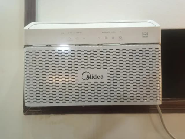 Midea 1.5 Ton Ac Condition 10/9