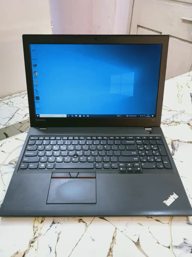 Lenovo Thinkpad T550 i7 5th gen 12 GB ram 128 SSD 320 hhd