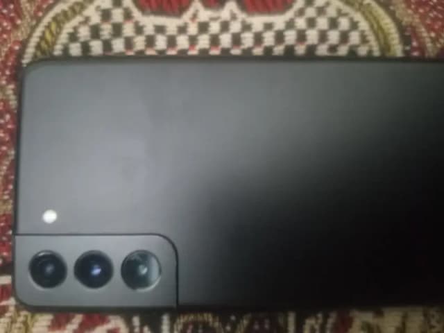 Samsung Mobile S22 Plus