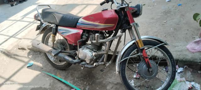 125 model