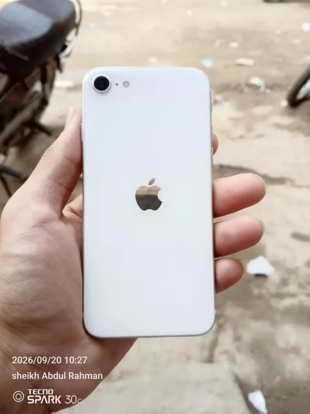 Apple iPhone SE