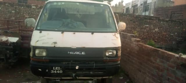 Toyota hiace