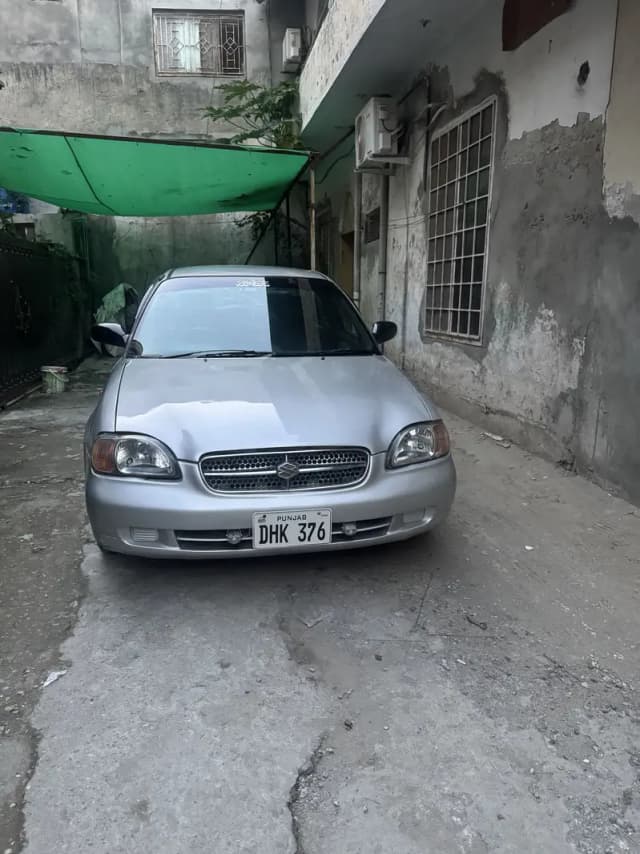 Suzuki Baleno 2005