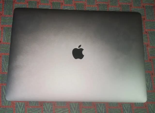 MacBook Pro 15-inch | Intel Core i9 | 32GB RAM | 500GB SSD | Excellent