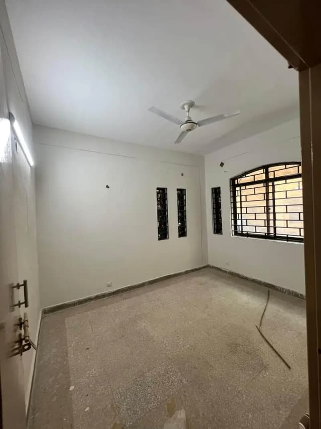 Pha E type flat available for rent in G-11/3