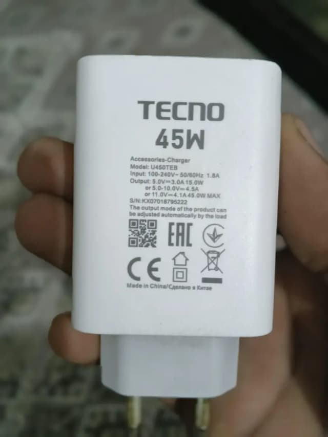 Tecno spark 40 pro plus 10/10 with warranty glass break