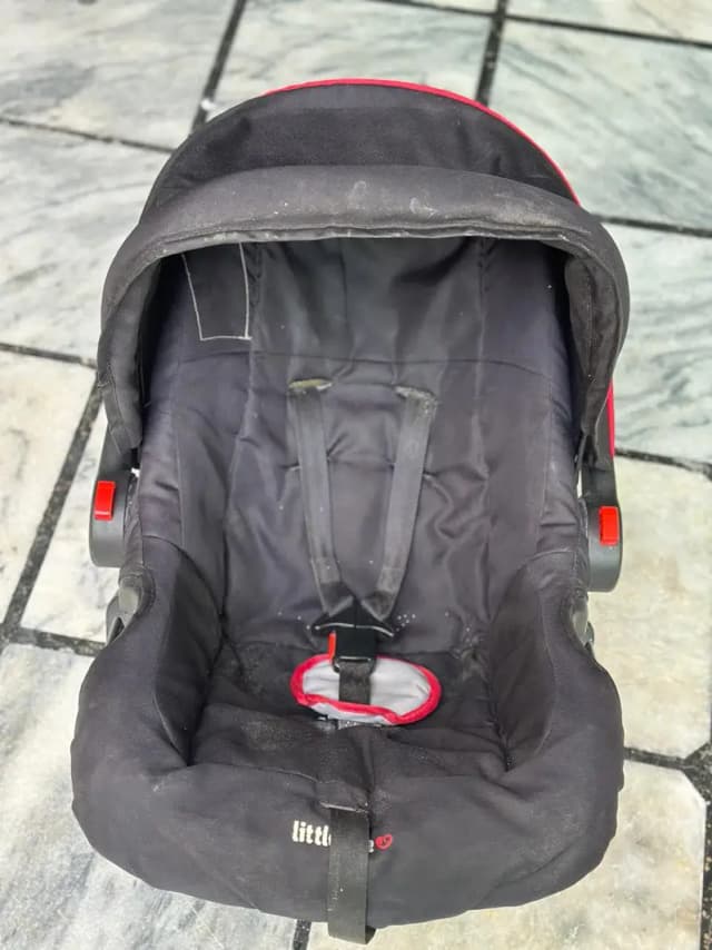 baby cart used nahi hai new hai