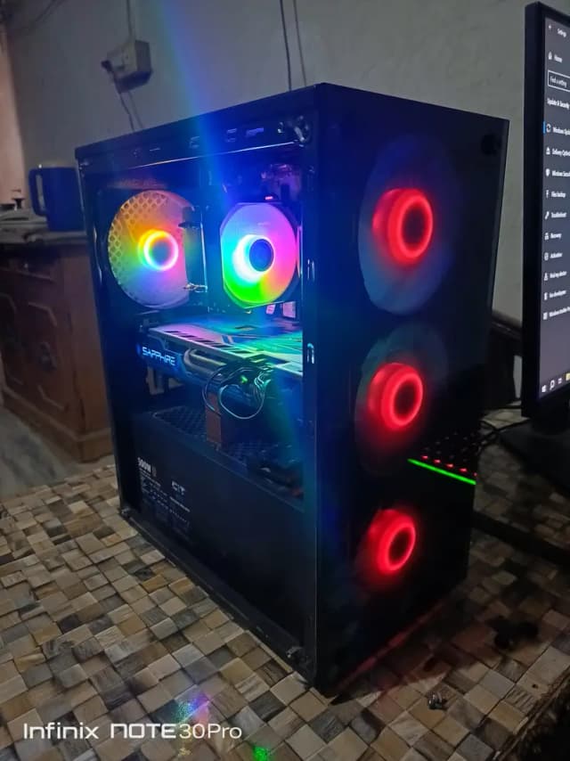 Gaming PC | i3 9th + Sapphire RX 590 8GB | 8 GB ddr4 | 128 NVM 500 HDD
