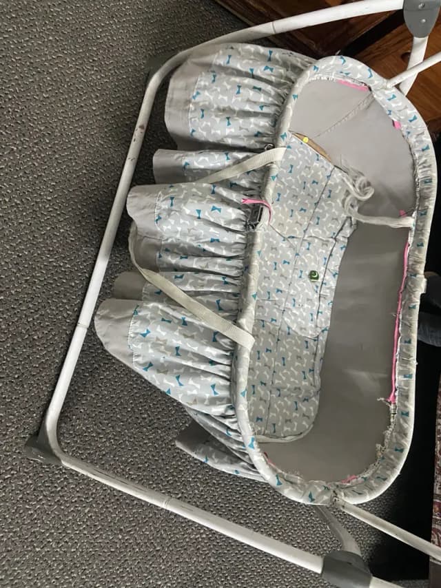 BABY SWING