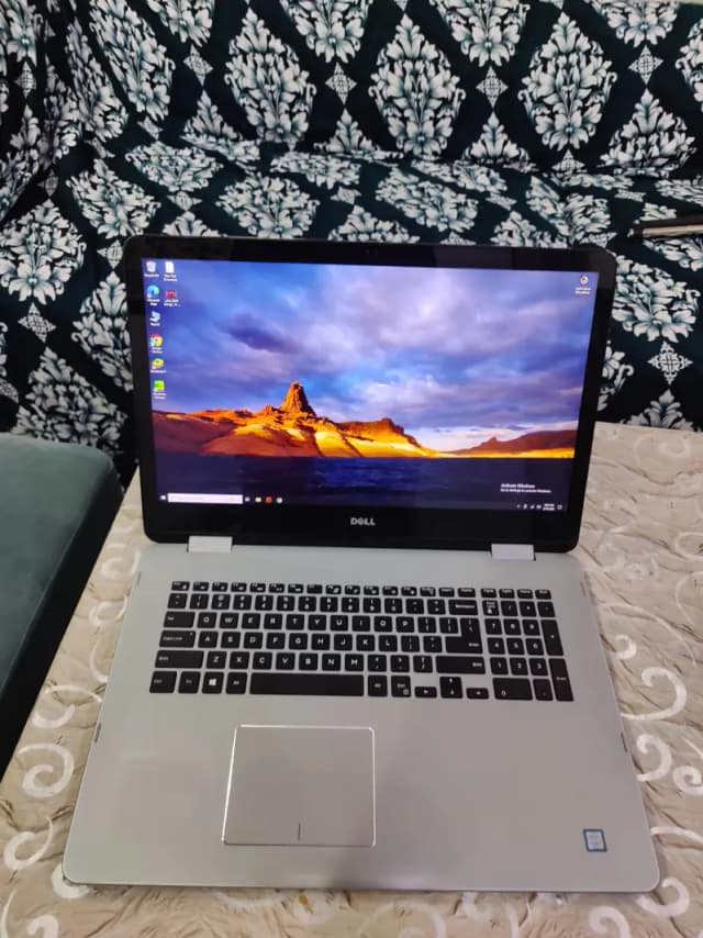 Dell Inspiron 17-7730