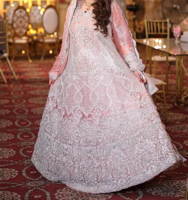bridal maxi/dres/bridal dres/maxi/bridal suit/walima dres/walima maxi