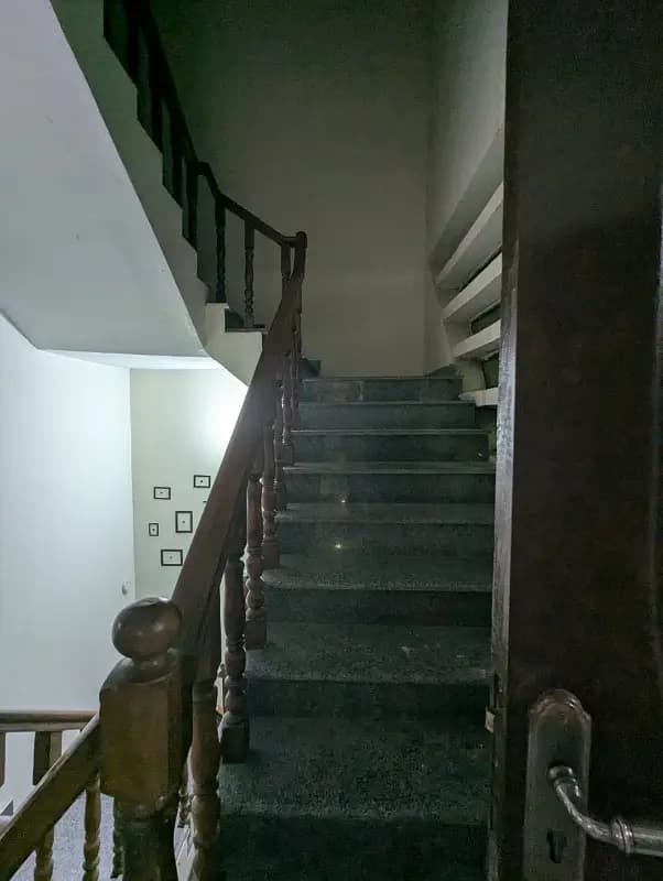 14 Marla Upper Portion Available for Rent