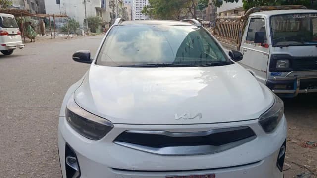 KIA STONIC 2024