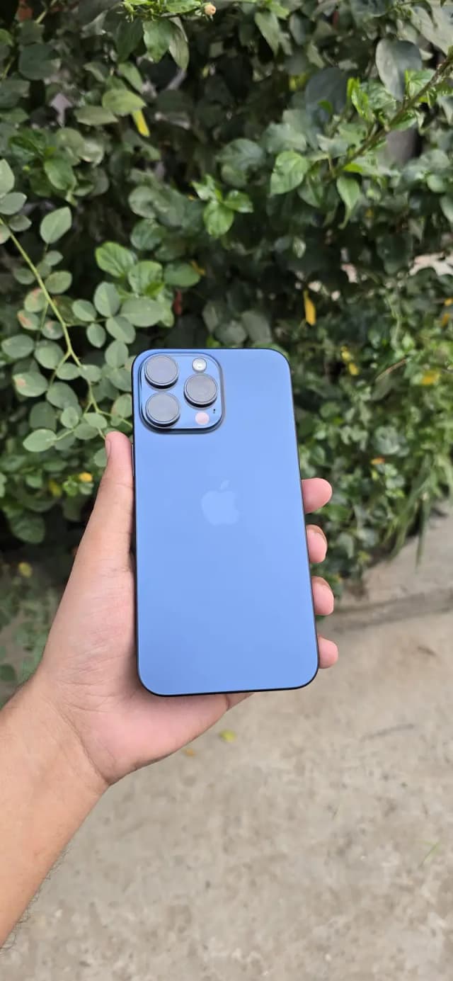 iPhone 15 Pro Max – JV | Factory locked