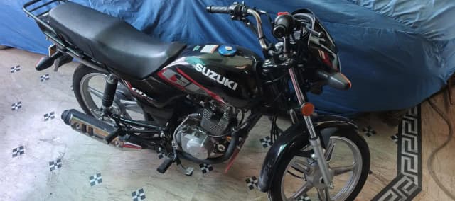 Suzuki gd 110 2025 model (2700km) excellent condition