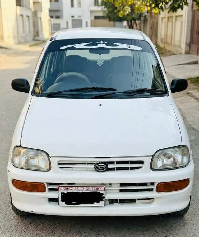 Daihatsu Cuore 2003