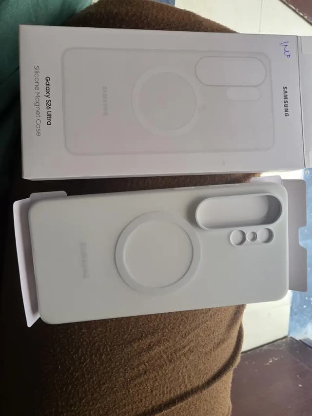 Original Samsung Galaxy S26 Ultra Silicone Case – White – Brand New
