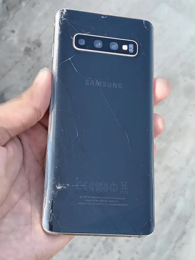 Samsung Mobile S10 Exchange Possible