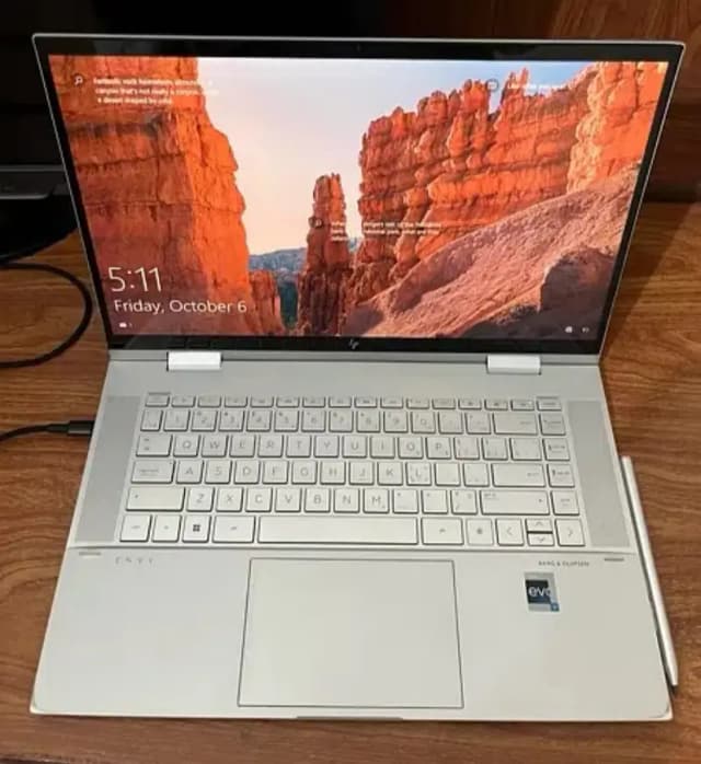 Dell Laptop Core i7 With 512Gb Graphic Card ( apple core i7 , i3 )