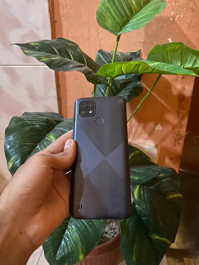 Realme C21