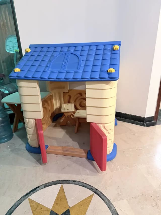 Doll house