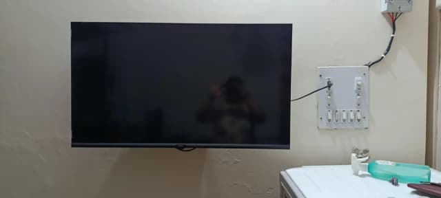 smart LED TV used only one year