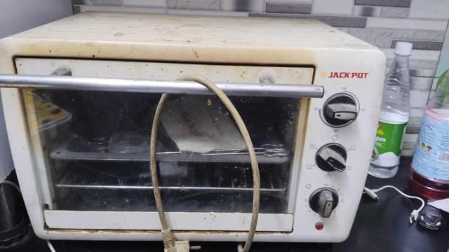 Oven for sale
