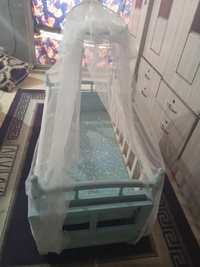 Baby cot