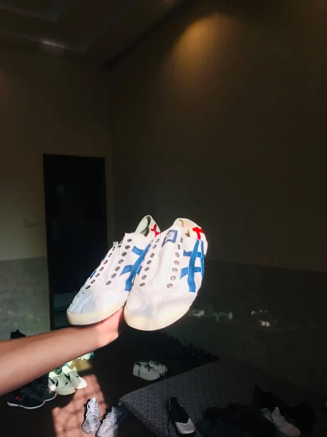 SHOES FOR SALE